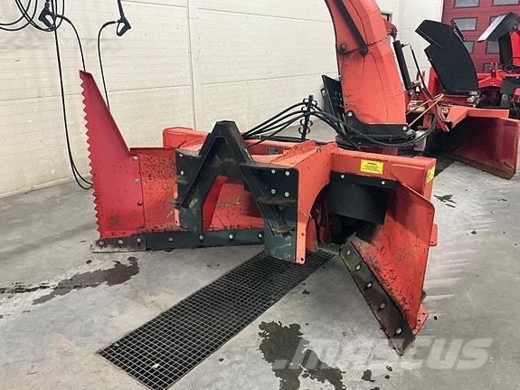 Globus GS 235 掃雪機