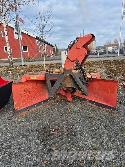 Globus GSF2450-1 其他路面和雪地機械