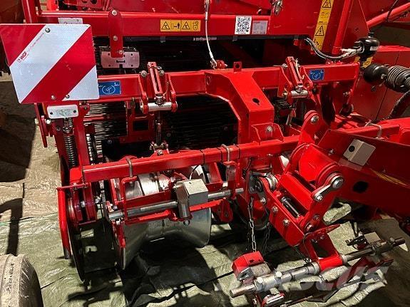 Grimme SE 260 UB 馬鈴薯收穫機和挖掘機