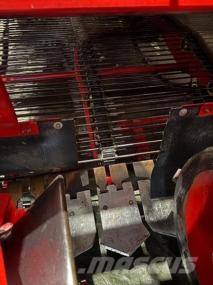 Grimme SE 260 UB 馬鈴薯收穫機和挖掘機