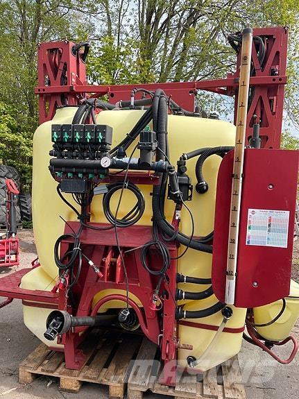 Hardi Master 自走式噴霧機