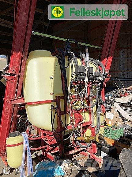 Hardi Master 1000 自走式噴霧機