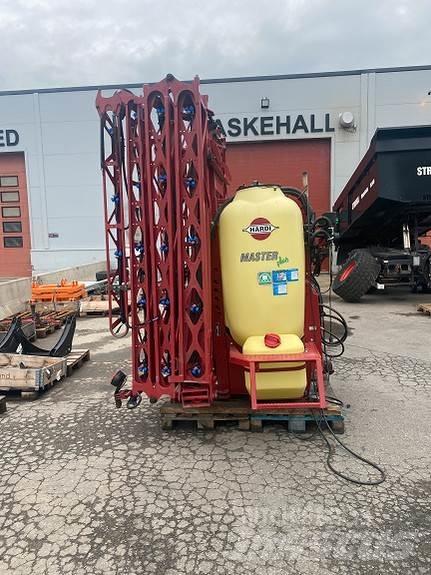 Hardi Master 1200 自走式噴霧機