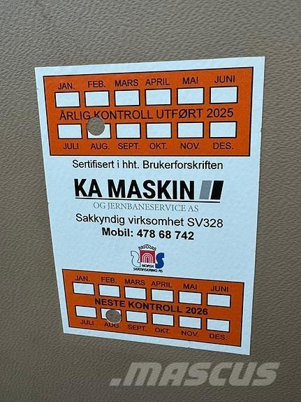 Hydrema 926D 反鏟裝載機