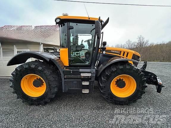 JCB FASTRAC 4220 曳引機