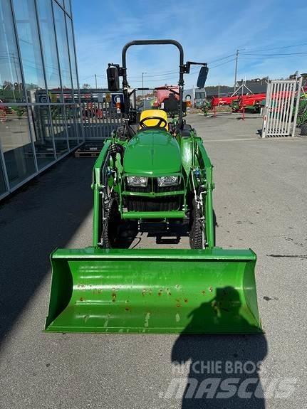 John Deere 3038E 曳引機