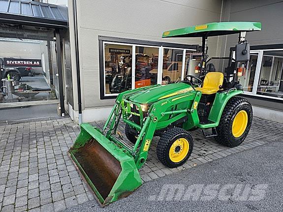 John Deere 3038E 曳引機
