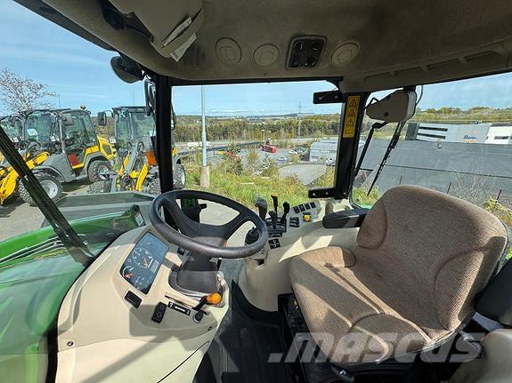 John Deere 3720 曳引機