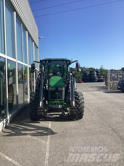 John Deere 5100M 曳引機