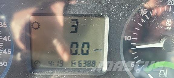 John Deere 5100R 曳引機