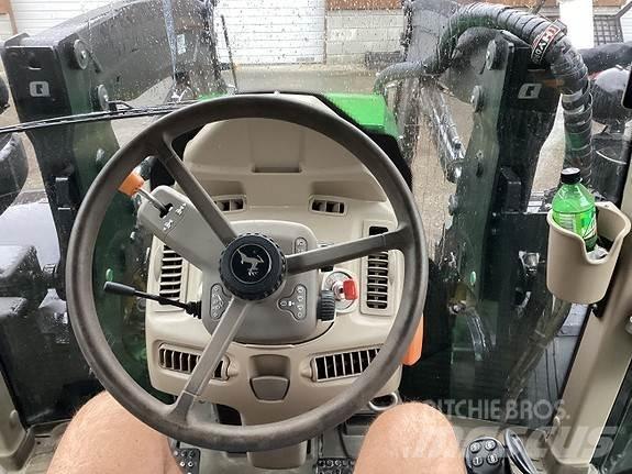 John Deere 6100m 曳引機