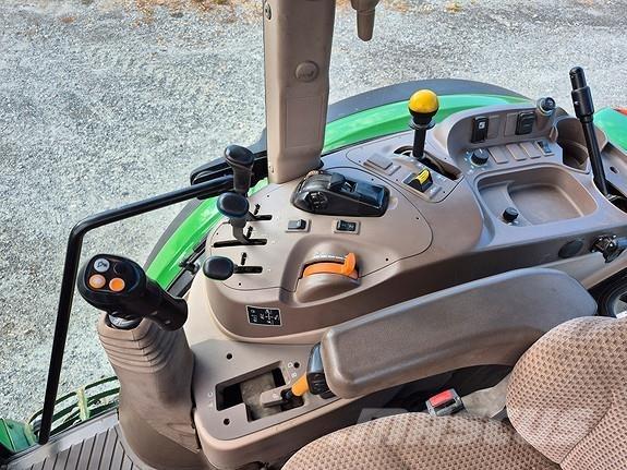 John Deere 6110MC 曳引機