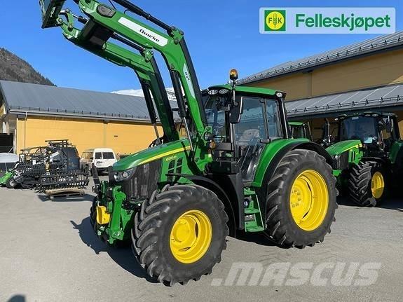 John Deere 6120M 曳引機