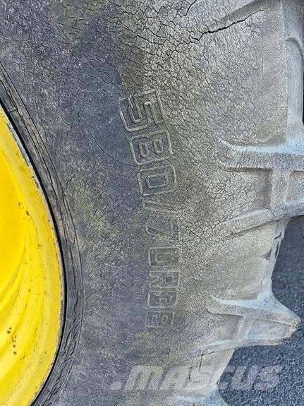 John Deere 6125R 曳引機