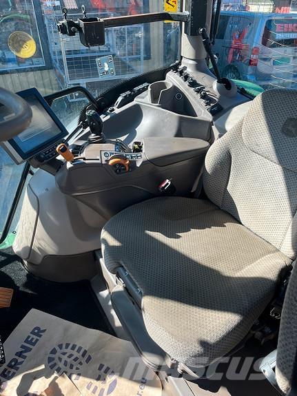 John Deere 6130R 曳引機