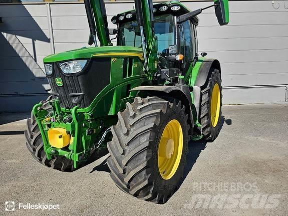 John Deere 6r215 曳引機
