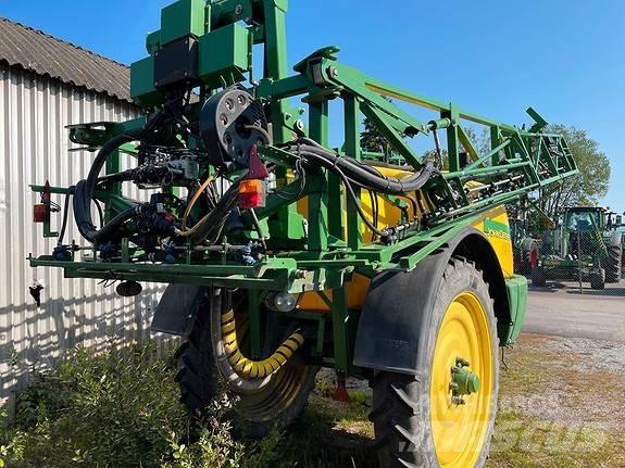John Deere 740i 自走式噴霧機