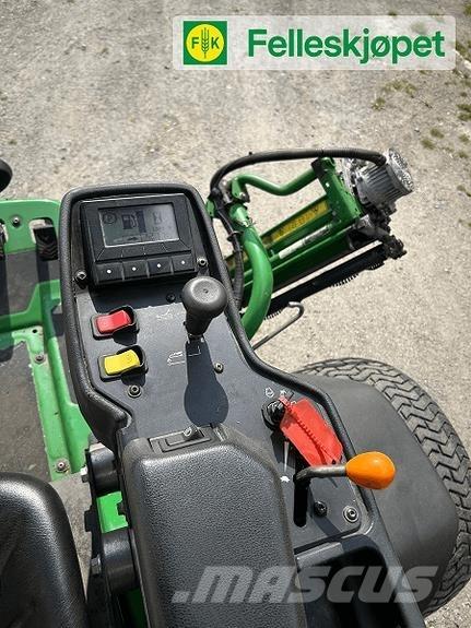 John Deere 7500A 其他地面照料機械