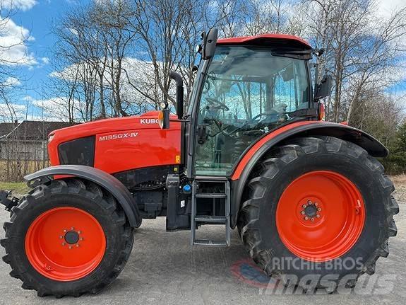 Kubota M135GX-IV 曳引機