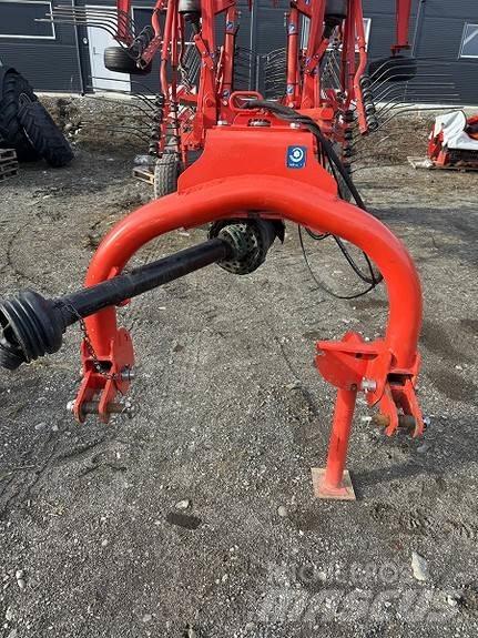 Kuhn GA7501 堆草機