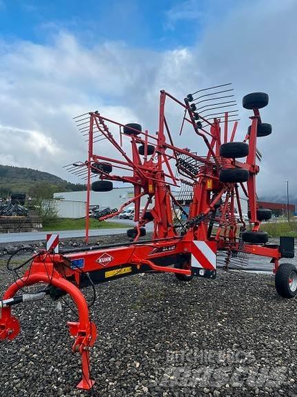 Kuhn GA8121 堆草機