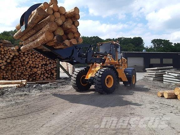 Ljungby  輪胎式裝載機