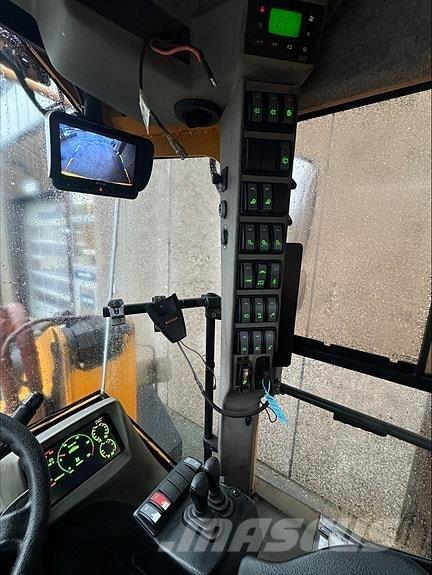 Ljungby L25 62431 輪胎式裝載機