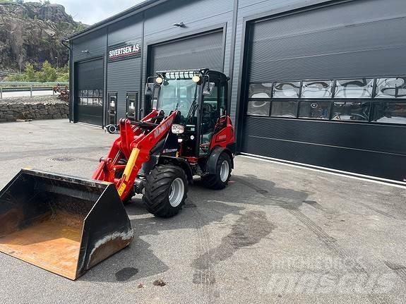 Manitou MLA5-50H 輪胎式裝載機