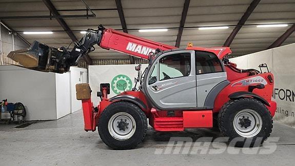 Manitou MT 1440 伸縮臂操作車