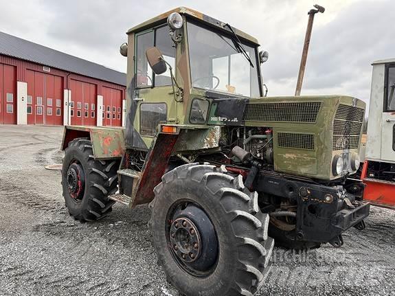MB Trac 800 曳引機