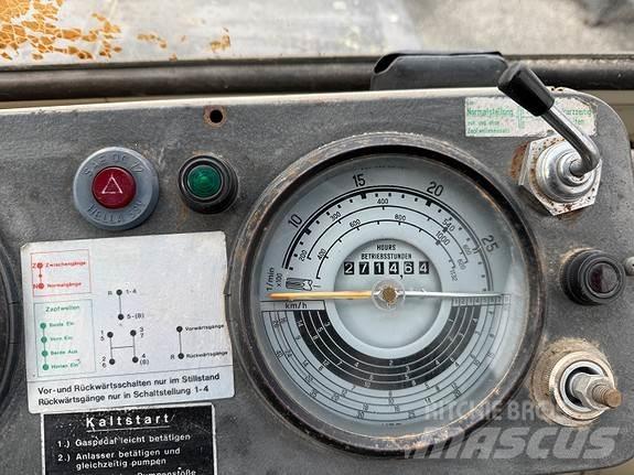 MB Trac 800 曳引機