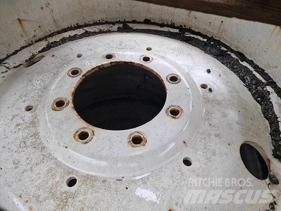 Michelin Multibib 輪胎、車輪和輪圈