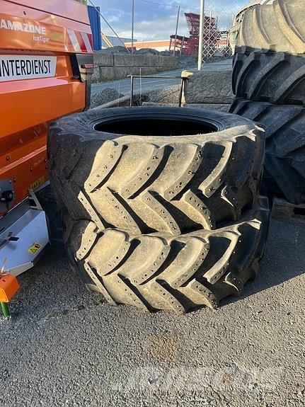 Mitas  輪胎、車輪和輪圈