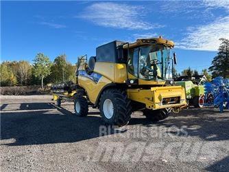 New Holland CX5080 聯合收穫機
