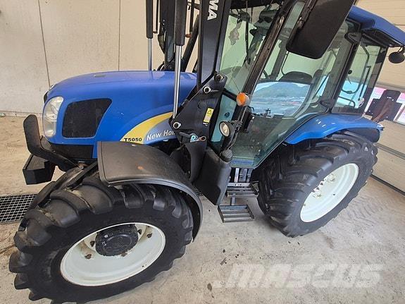 New Holland T5050 曳引機