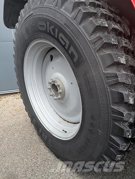 Nokian  輪胎、車輪和輪圈