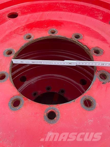 Nokian  其他路面和雪地機械