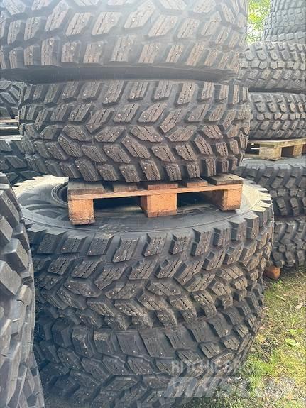 Nokian Hakkapelita 輪胎、車輪和輪圈