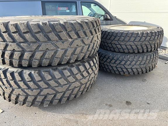 Nokian TRI 2 其他路面和雪地機械