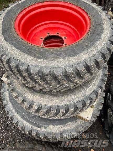 Nokian TRI2 輪胎、車輪和輪圈