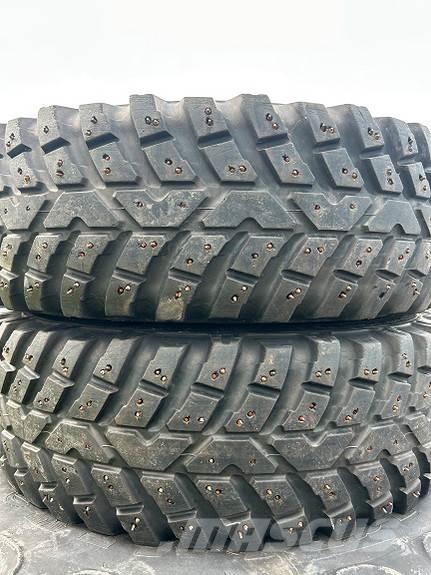 Nokian Tri2 輪胎、車輪和輪圈