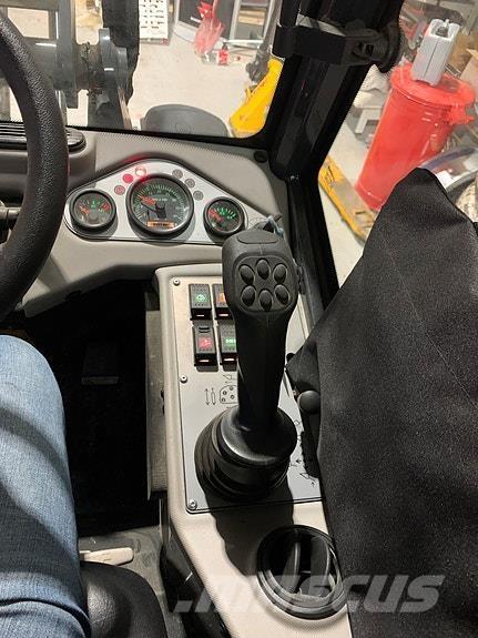 Norcar 7240 通用型拖車