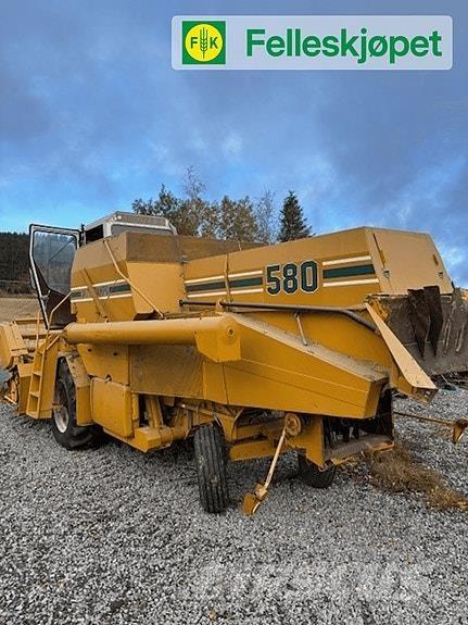 Sampo-Rosenlew 580 聯合收穫機