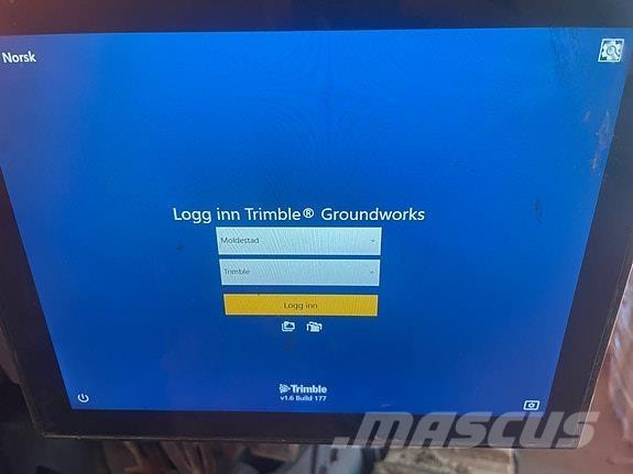 Sandvik DC 410 RI 鑽孔機