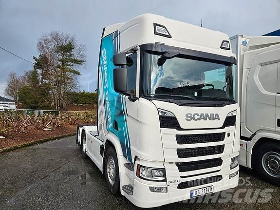 Scania R560 A6x2NB 曳引機組件