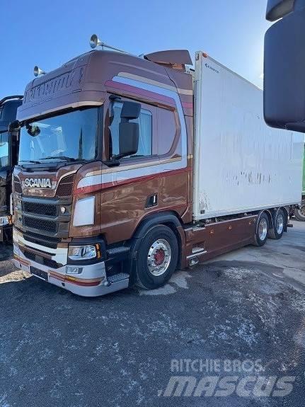 Scania R650B6X2NB 貨箱式卡車