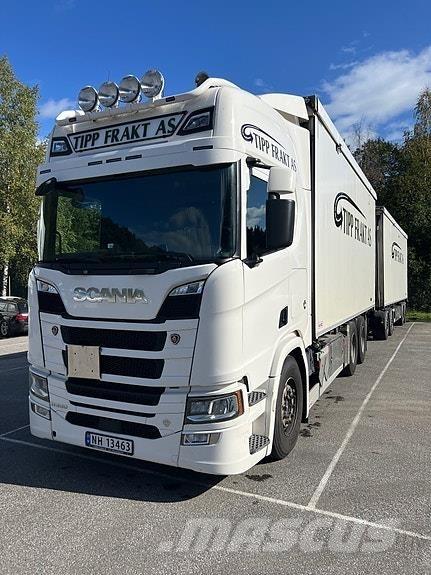 Scania R660 貨箱式卡車