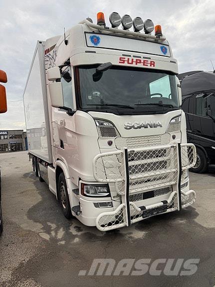 Scania S650B6X2NB 貨箱式卡車