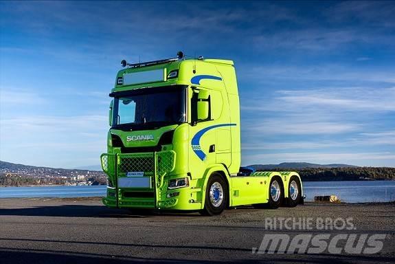 Scania S660A6x4NB 曳引機組件