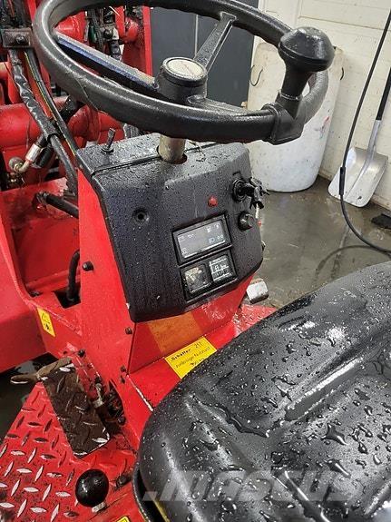 Schäffer 217 滑移轉向裝載機